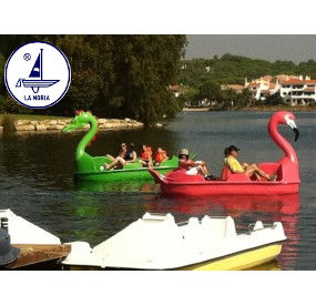 The Large Flamingo Hydro-pedalo