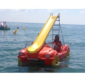 Tretboot mit Rutsche