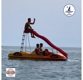 4-seater pedal boat