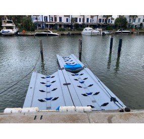 Plaforma para moto de agua