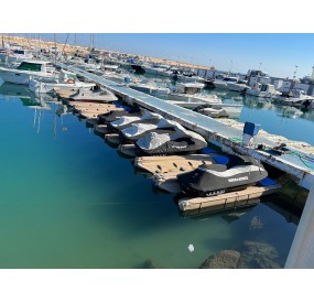 Plaforma para moto de agua